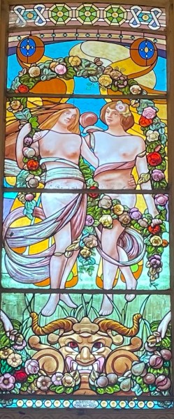 Rosario bajo el sol / Rosario sotto il&nbsp;sole